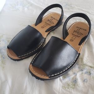 Avarca sandals